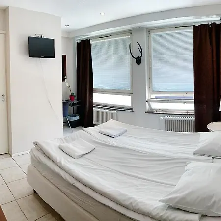 Hotel Harriet 2*
